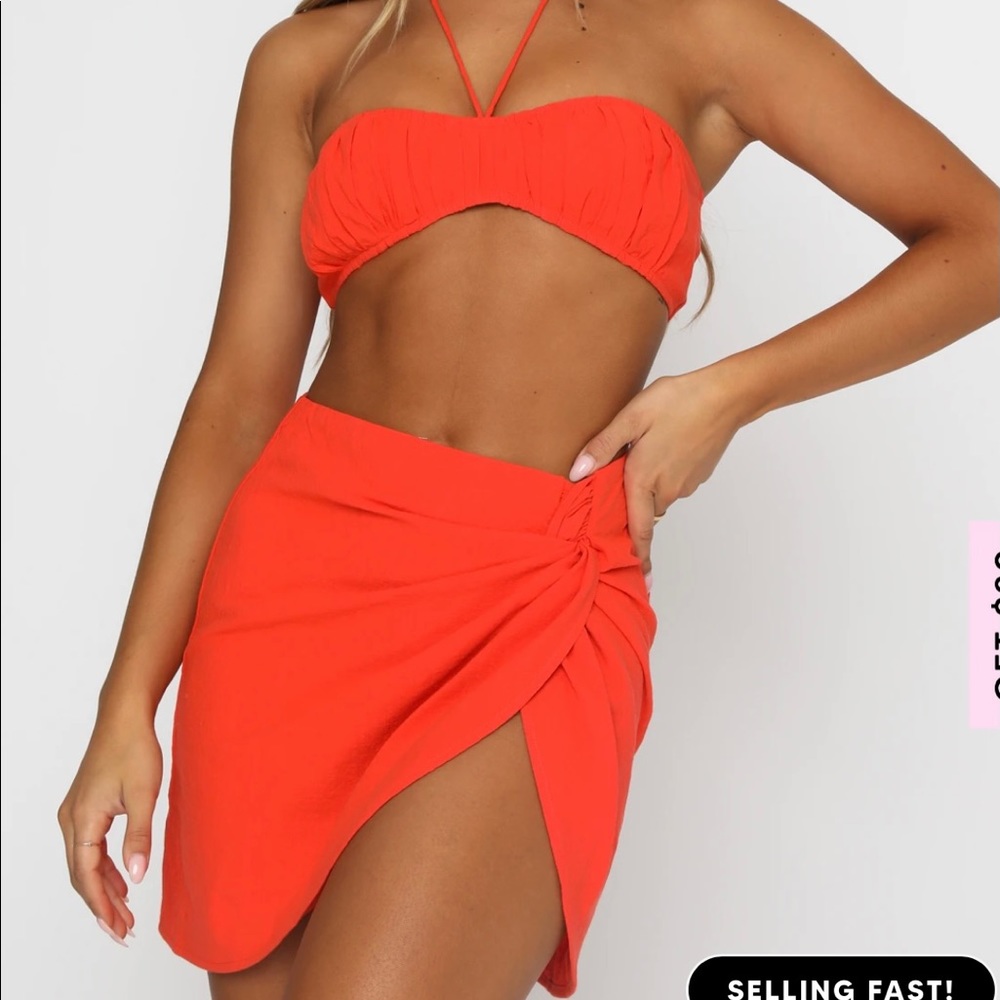 Mini skirt and crop top 2 piece